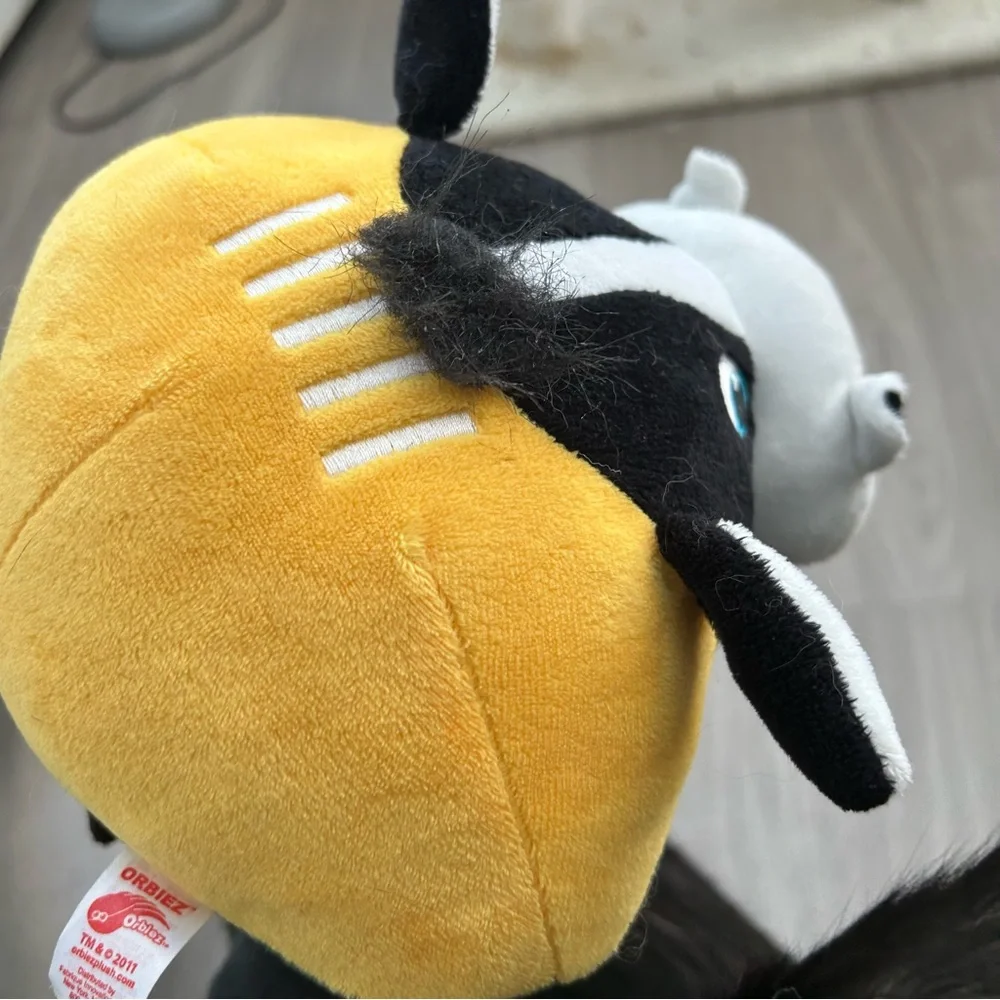 Stuffed Green Bay packers cow football NWT